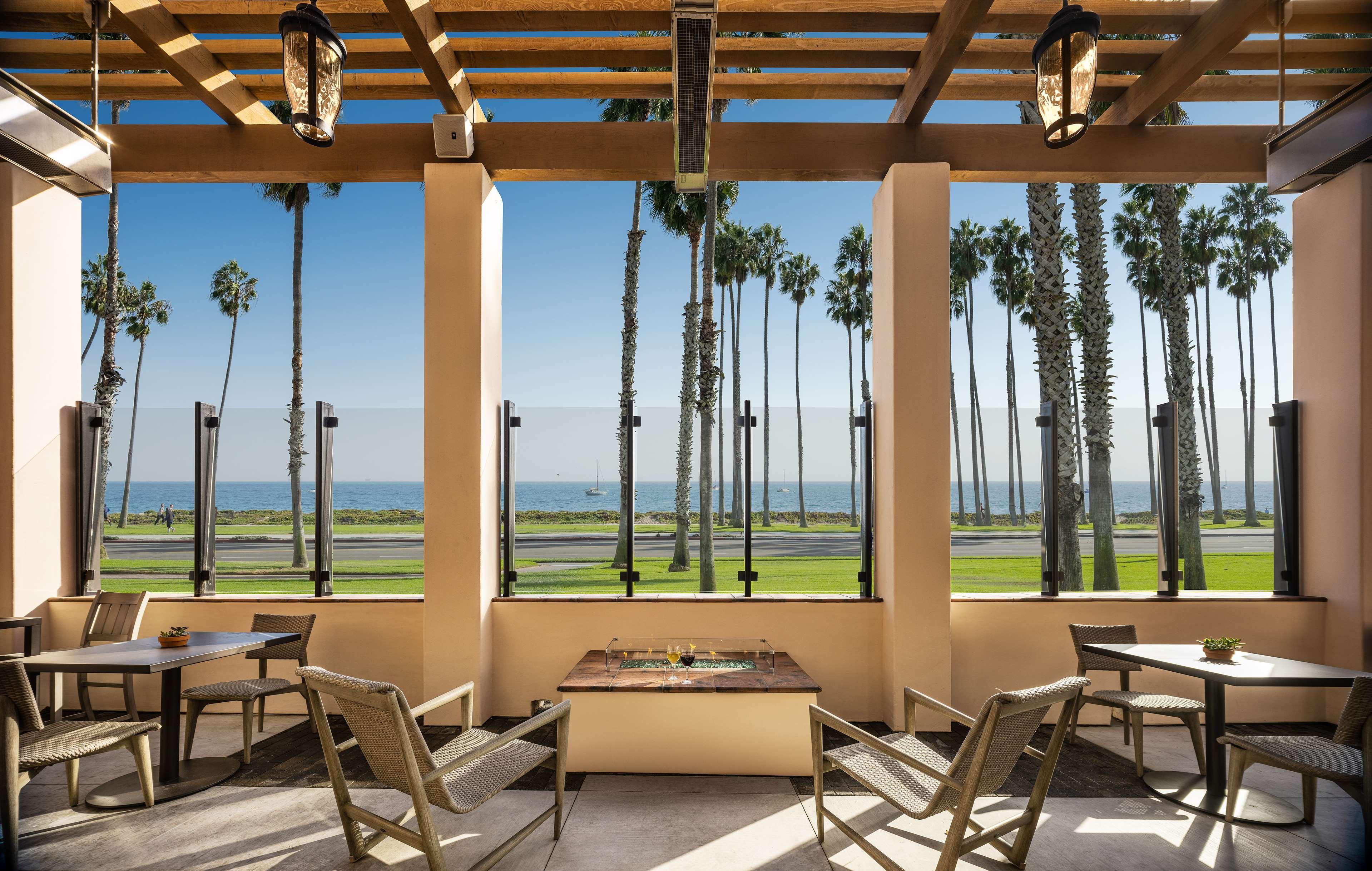Hilton Santa Barbara Beachfront Resort Exteriör bild