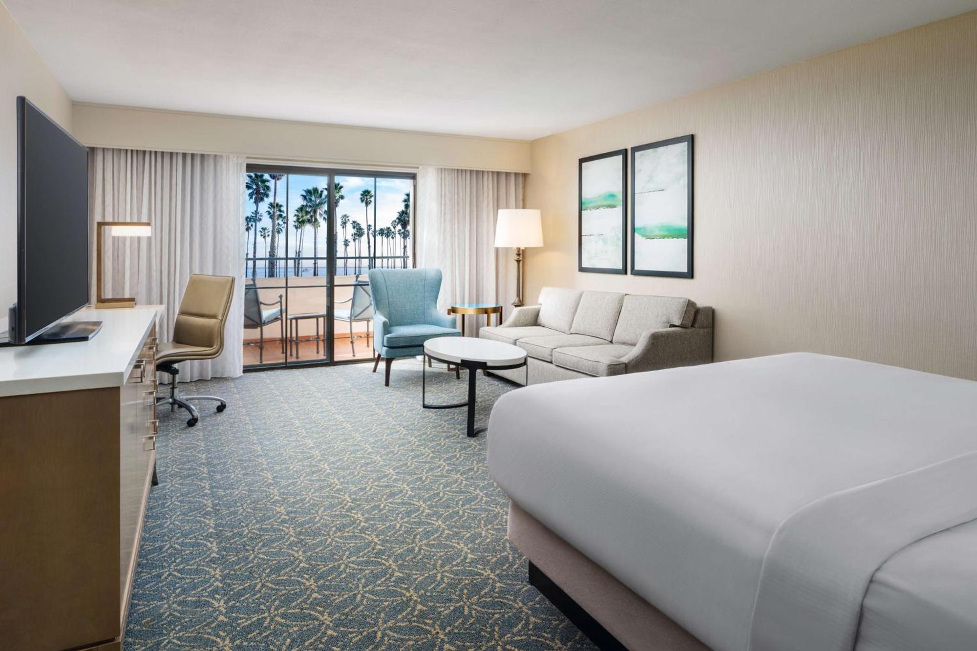 Hilton Santa Barbara Beachfront Resort Exteriör bild