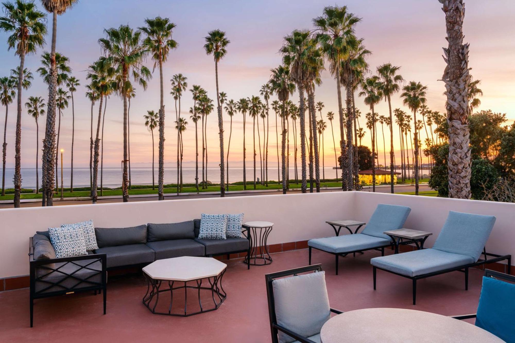 Hilton Santa Barbara Beachfront Resort Exteriör bild