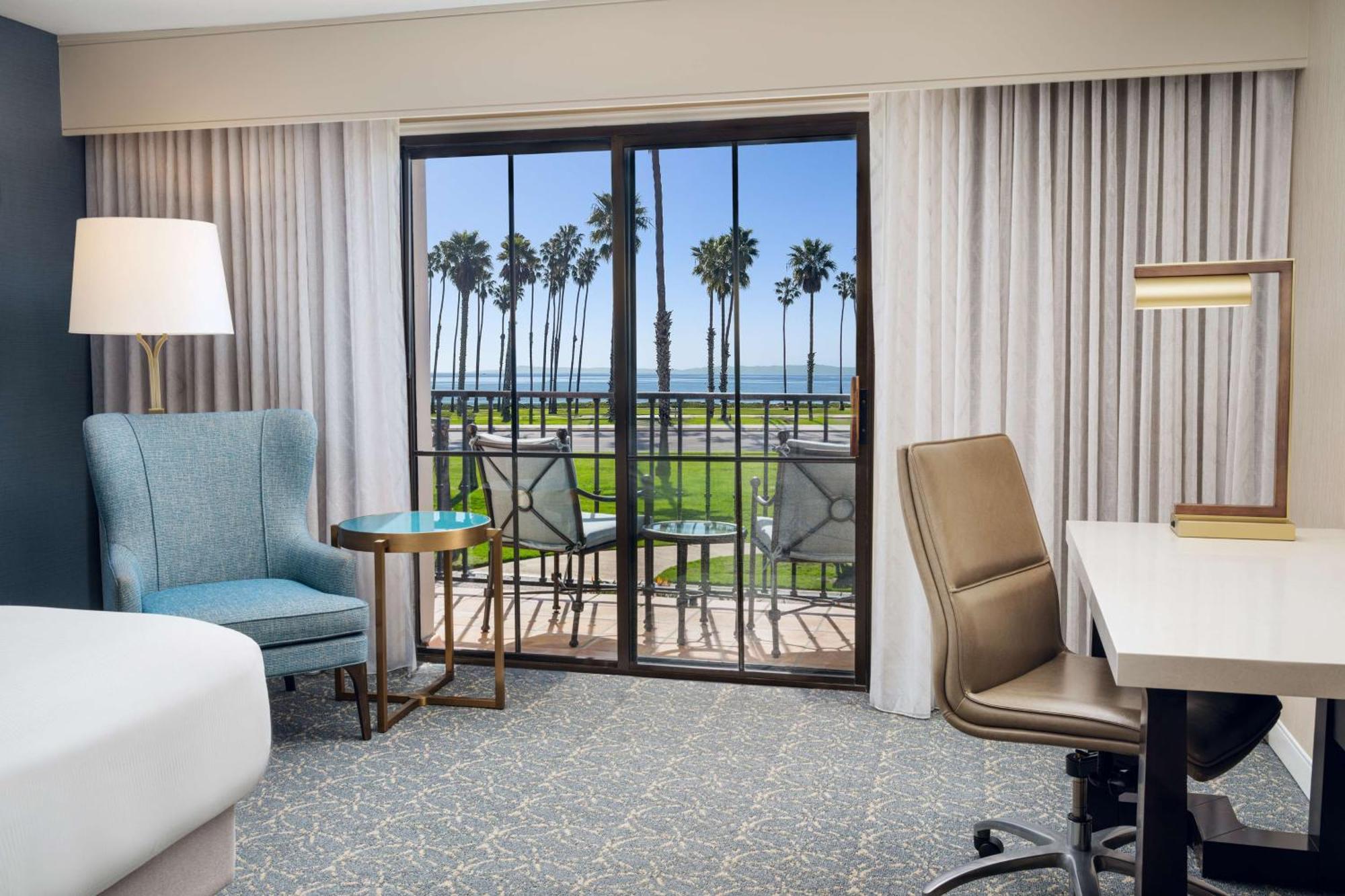 Hilton Santa Barbara Beachfront Resort Exteriör bild