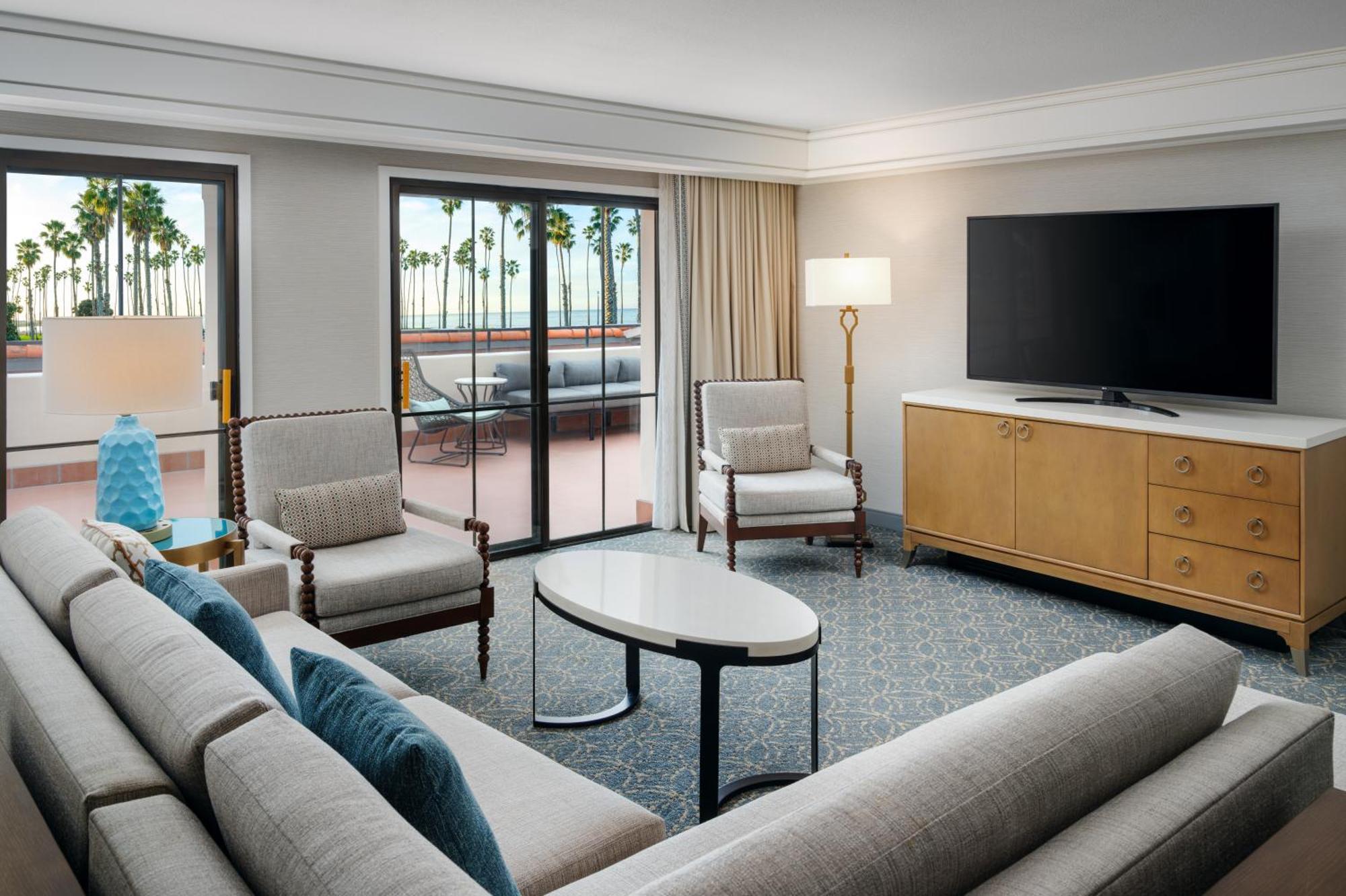 Hilton Santa Barbara Beachfront Resort Exteriör bild